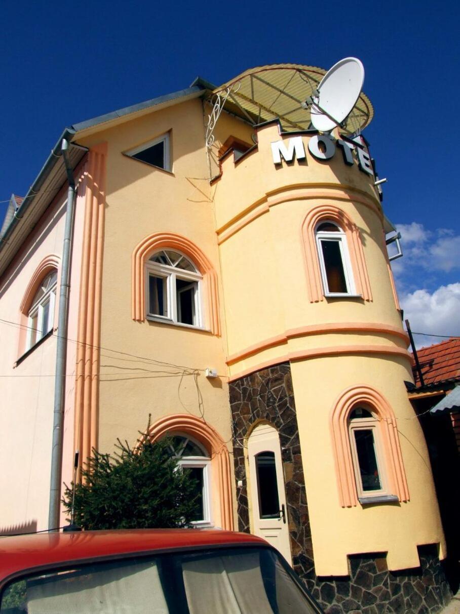 Nautilus Hotel